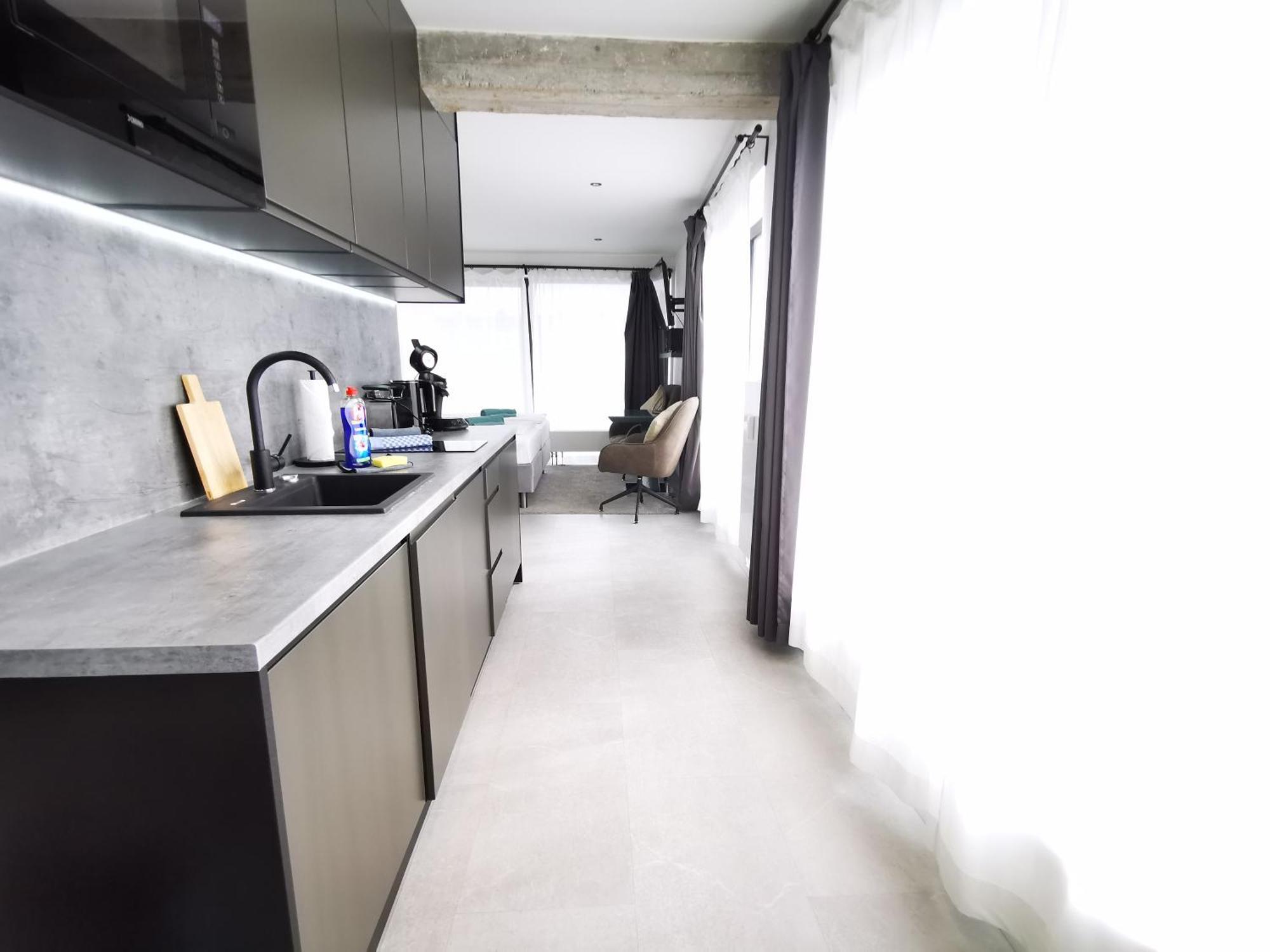 Hh 01 By Rockchair - Superhost Status - Modernes Apartment Mit Sonnigem Balkon & Premium Boxspringbetten In Winterhude - Hamburg Top Geheimtipp Exterior foto